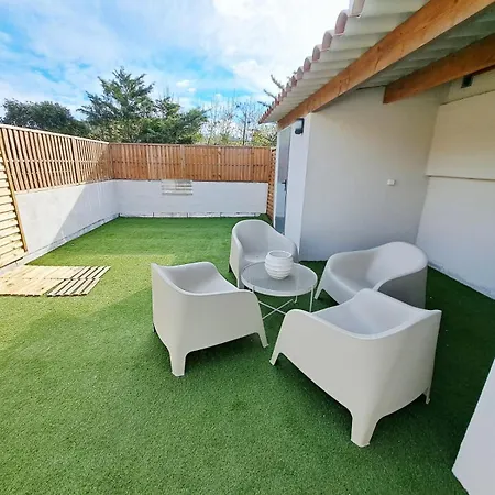 Le Cabrol Neuf, 5min Plage, Balcons, Parking, 6pers شقة *