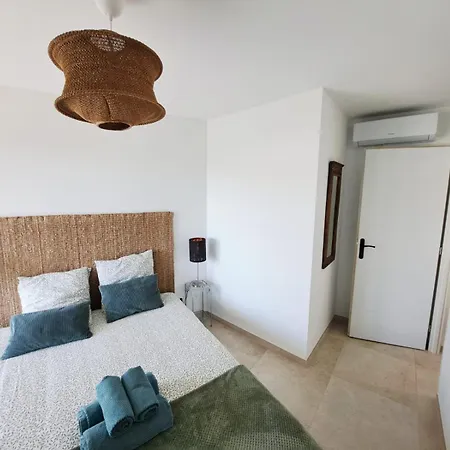Le Cabrol Neuf, 5min Plage, Balcons, Parking, 6pers *