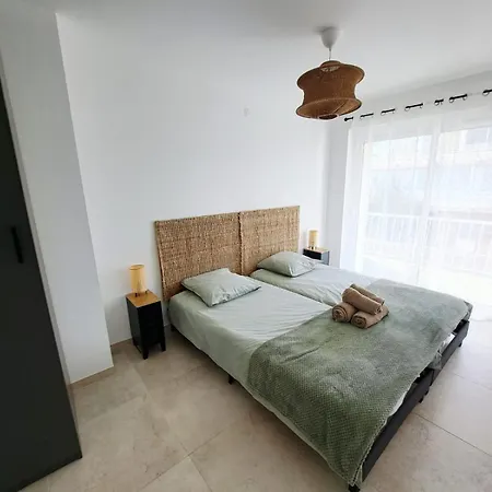 Le Cabrol Neuf, 5min Plage, Balcons, Parking, 6pers アパート *